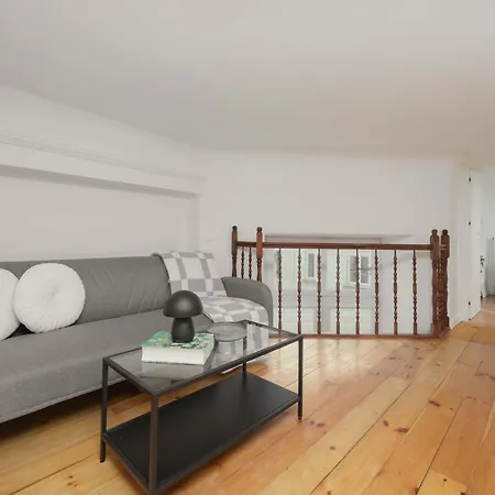 Apartmán Charming Two-bedroom Centre With A Mezzanine By Renters
