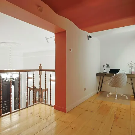 Charming Two-bedroom Centre With A Mezzanine By Renters Apartmán *