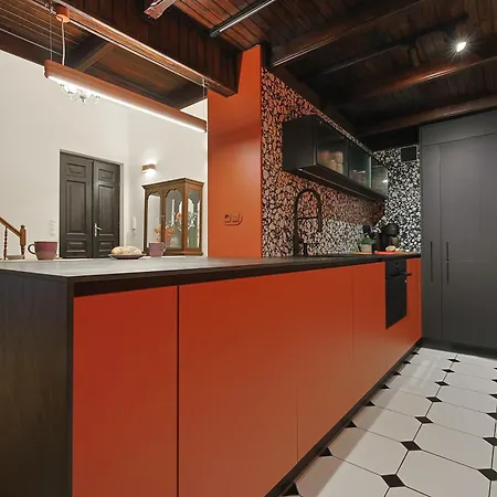 Apartmán Charming Two-bedroom Centre With A Mezzanine By Renters Varšava