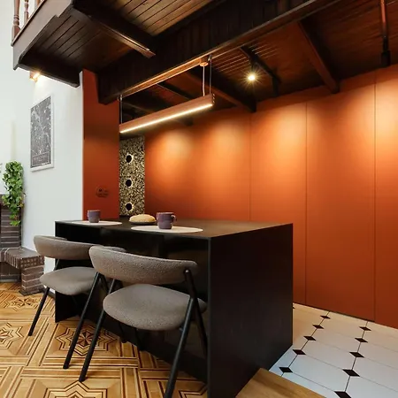 Charming Two-bedroom Centre With A Mezzanine By Renters Varšava